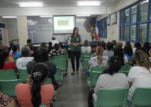 Agentes Comunitários de Saúde participam de seminário sobre síndromes gripais em Manaus