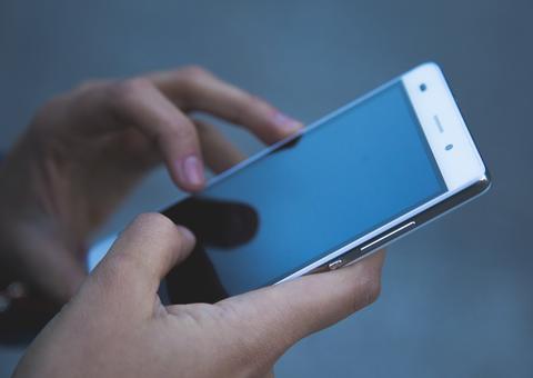 Senado decide que consumidor tem direito a celular reserva