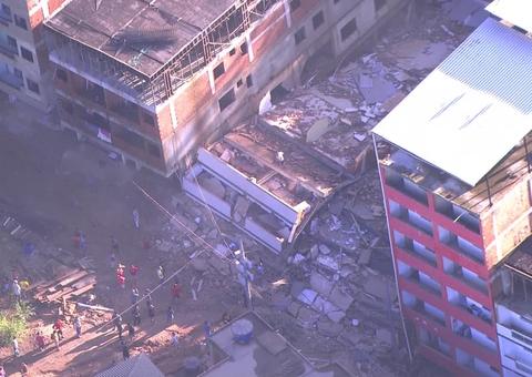  Sobe para três o número de mortos em desabamento de prédios no Rio