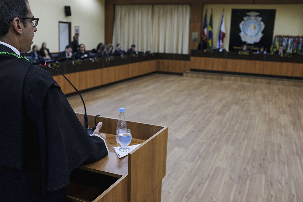 TJ-AM uniformiza entendimento sobre cobrança por pacote de tarifa bancária