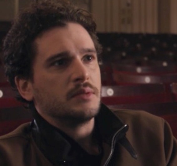 Astro de Game of Thrones, Kit Harington desabou no choro para fã após fim das gravações