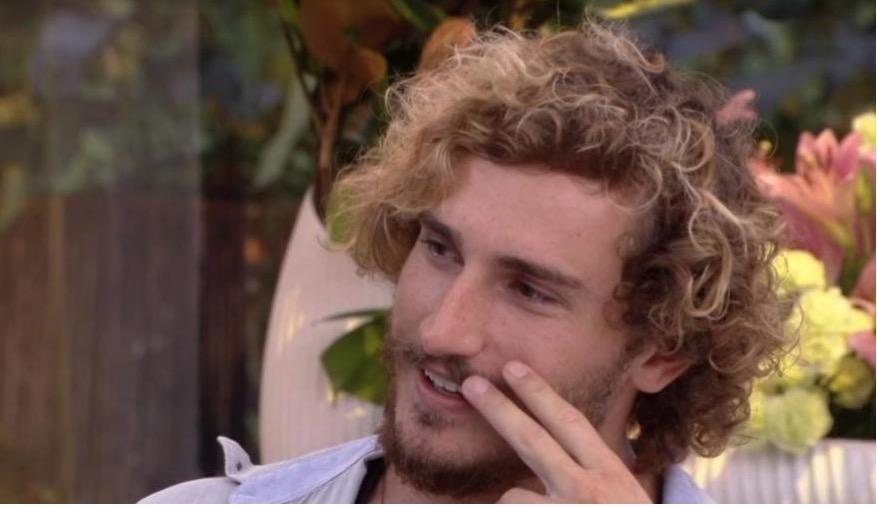 Ana Maria Braga pressiona e deixa ex-bbb Alan constrangido ao perguntar sobre Hana e Carol