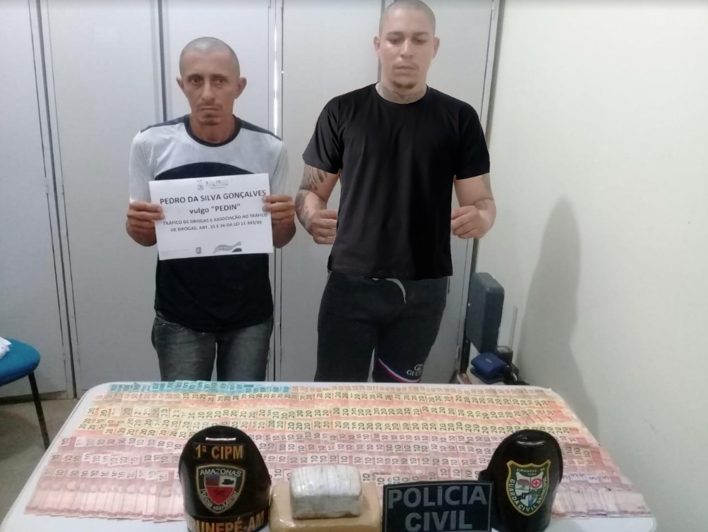 Pai e filho são presos com drogas e R$ 10 mil em espécie no Amazonas