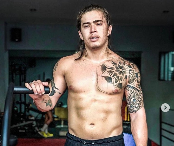 Depressivo, Whindersson Nunes cancela shows até agosto