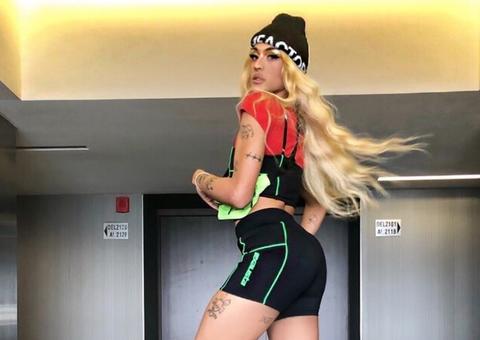Pabllo Vittar beija muito bonitão em festival nos Estados Unidos