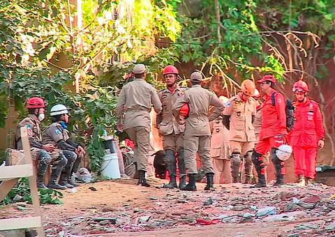 Corpo de menina é resgatado de escombros de prédios e mortes chegam a 16 no Rio 