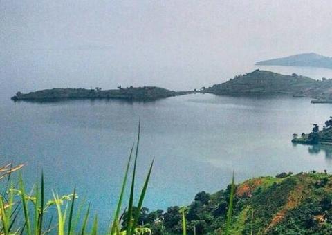 Naufrágio deixa 150 desaparecidos em lago da República Democrática