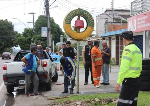 Operação ‘Manaus Mais Limpa’ retira 235 peças publicitárias irregulares 