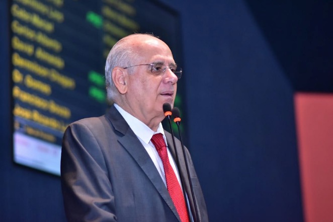 Serafim critica ministro Paulo Guedes por fala contra a ZFM