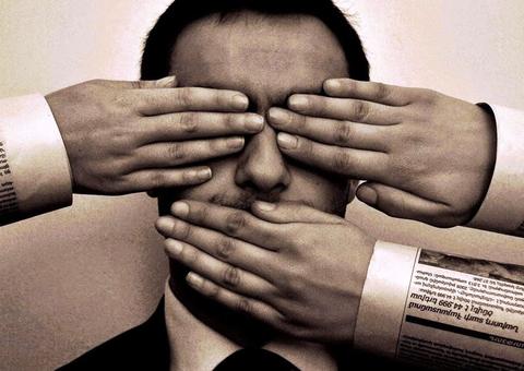 Brasil cai três posições em ranking de liberdade de imprensa