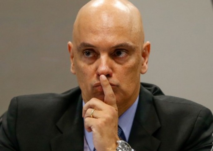 Moraes revoga decisão que mandou site retirar notícia do ar