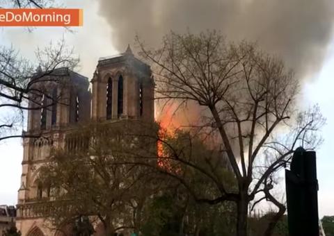 Povo francês se une para reconstrução da Catedral de Notre-Dame