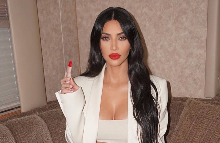 Kim Kardashian mostra que é possível exercer a advocacia sem ir à faculdade
