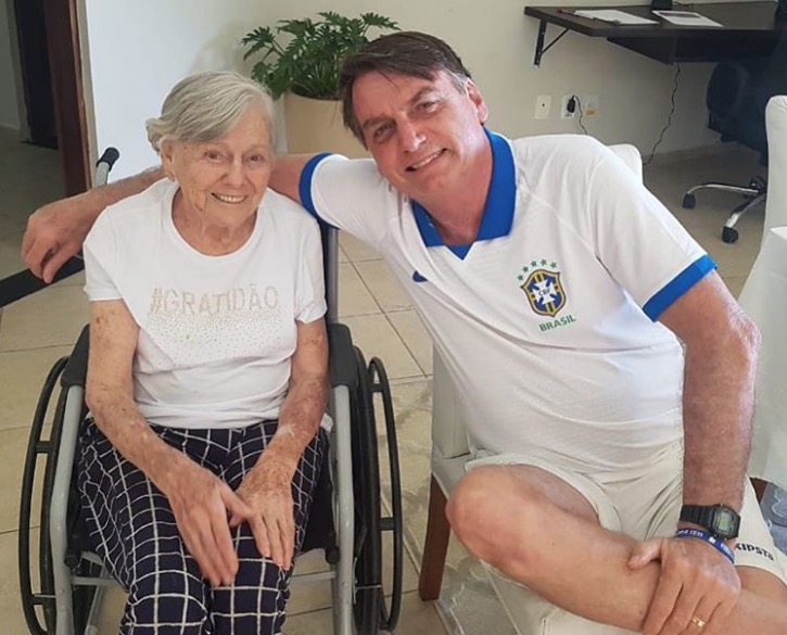 Bolsonaro deve retornar a Brasília para o domingo de Páscoa