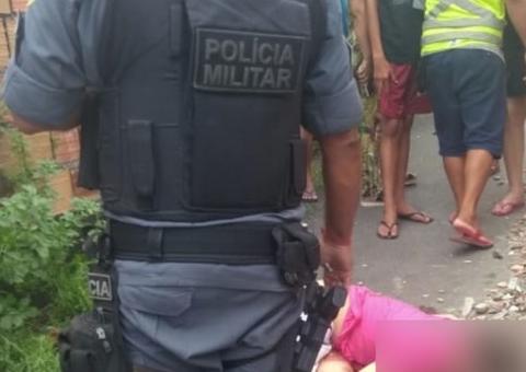 Homem morre ao ser surpreendido a tiros por ‘amigo’ em rua de Manaus