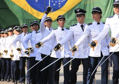 Inscrições em concurso da Aeronáutica terminam nesse domingo; são mais de 1 mil vagas