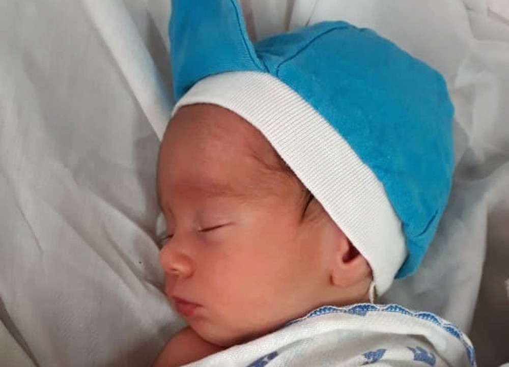 Mulher se passa por avó e sequestra recém-nascido de dentro de maternidade