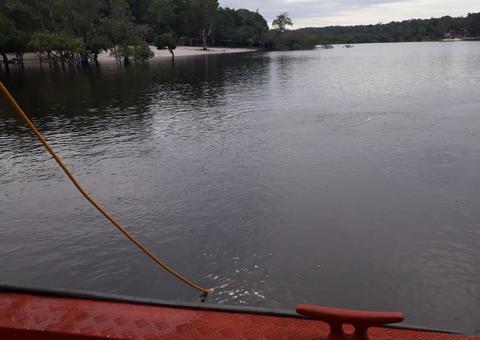 Corpo de adolescente que estava desaparecido é achado boiando em lago de Manaus