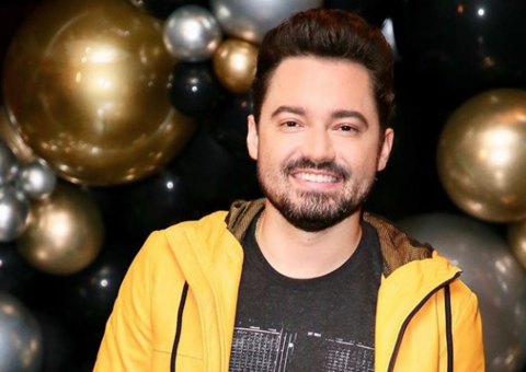 Após pedir bailarinas do Leonardo em aniversário, Fernando Zor ganha presente chocante  