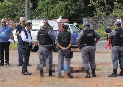 Corpo com tiro na nuca e corda amarrada no pescoço é achado em terreno de Manaus 