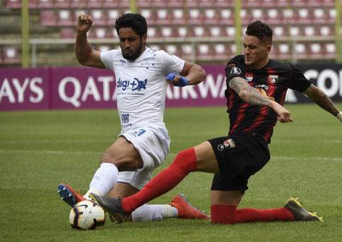 Cruzeiro ganha e garante topo de grupo por antecipação na Libertadores