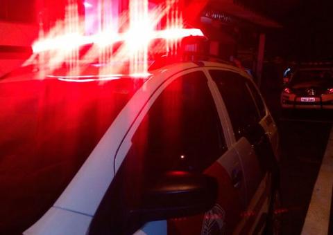 Policial acaba preso após fazer apreensão de suspeito em Manaus