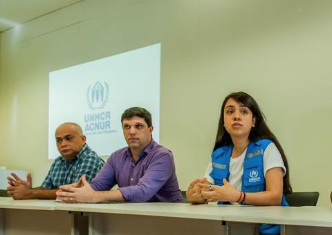 Jogo entre 'Lendas do Flamengo e Amigos do Iranduba' doará alimentos a venezuelanos 