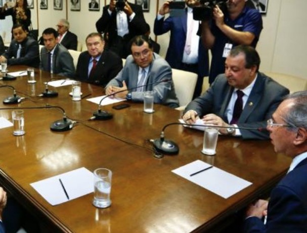 Após polêmica, Paulo Guedes terá reunião com bancada do Amazonas nesta quarta-feira 