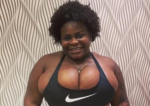 Jojo Todynho aparece pela primeira vez de sutiã após cirurgia nos seios