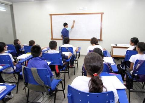 Projeto que cria 1,5 mil vagas na Secretaria de Educação é aprovado em comissão da CMM