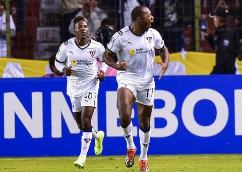 Flamengo perde da LDU e deixa vaga antecipada escapar