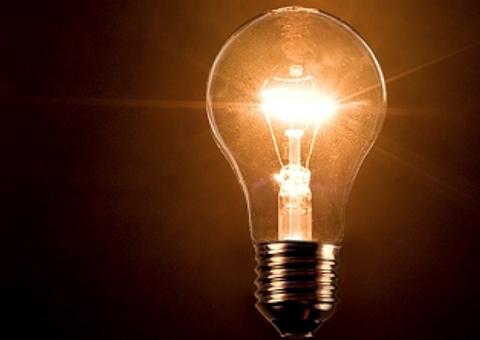 Após cinco meses, conta de luz voltará a ter cobrança de taxa extra em maio