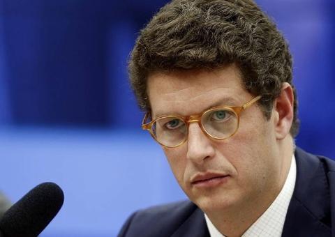  Ministro do meio ambiente, Ricardo Salles, corta 24% do orçamento do Ibama