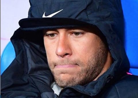 Neymar dá soco em torcedor após vice do Paris Saint-Germain na Copa da França