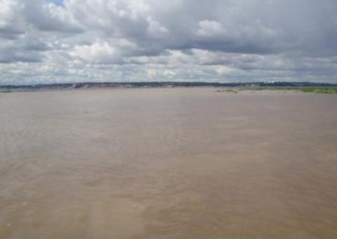 Grávida morre e criança de 3 anos desaparece no Rio Solimões  