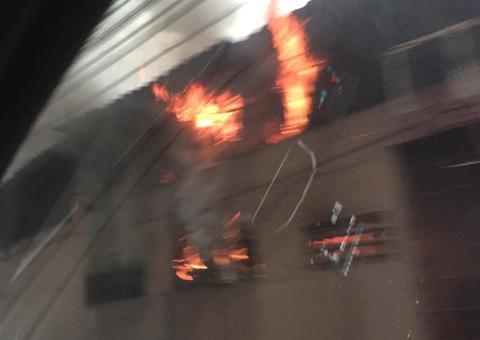 Em Manaus, exaustor de churrasqueira pega fogo e assusta funcionários de restaurante