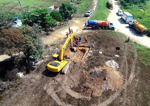 Moradores de área atingida por vazamento de gasolina seguem fora de casa no Rio de Janeiro