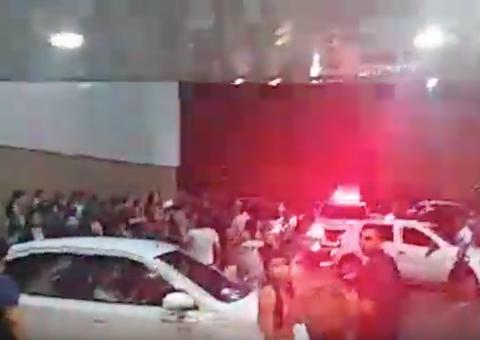 Vídeo mostra clientes evacuando Amazonas Shopping após suposta tentativa de assalto