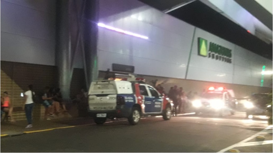 Suspeitos de assalto no Amazonas Shopping conseguiram fugir durante tumulto, diz PM