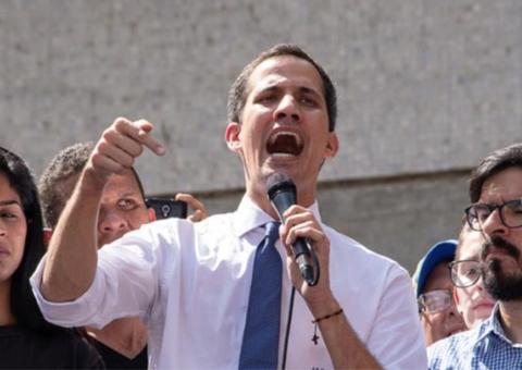 Guaidó cancela ato contra Maduro e denuncia bloqueio nas ruas