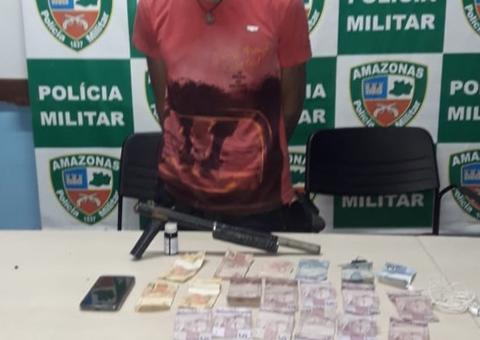 Após roubar micro-ônibus, adolescente escala árvore para fugir de linchamento em Manaus