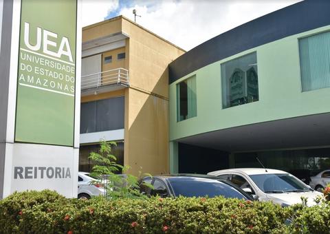 Com salários até R$13 mil, UEA abre concurso público para professores no Amazonas