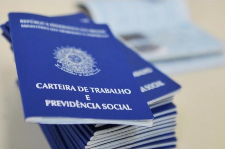 Prefeitura seleciona candidatos para mais de 30 vagas de emprego em Manaus