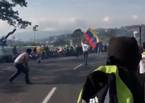 Maduro conta com apoio de cubanos, russos e Hezbollah, diz deputado venezuelano 