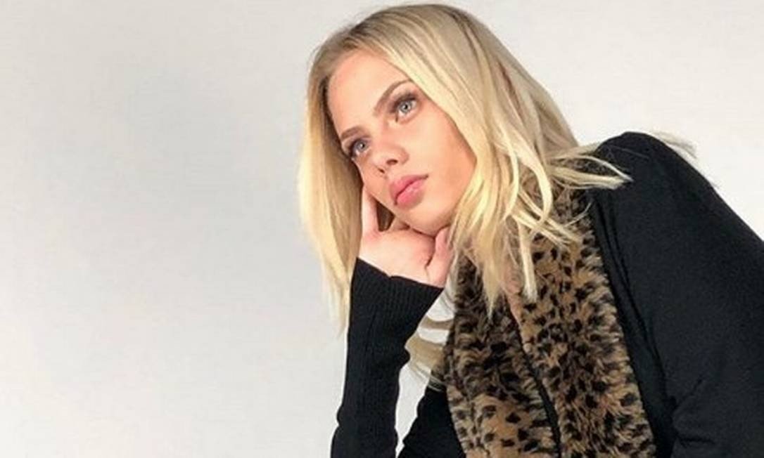 Modelo concilia carreira na moda com trabalho no cemitério