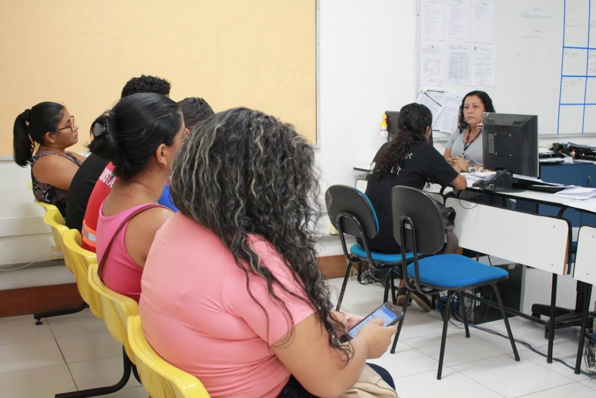 Estudantes do Bolsa Universidade vão auxiliar em atividades administrativas da Prefeitura