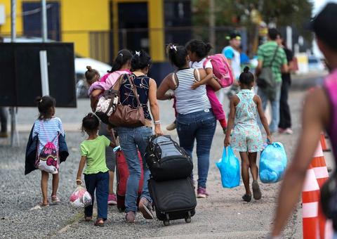 848 venezuelanos entraram em Roraima no dia em que Guaidó tentou derrubar Maduro