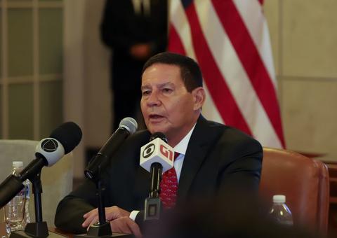 Mourão diz que decisão de Guaidó de tentar derrubar governo não foi a melhor  
