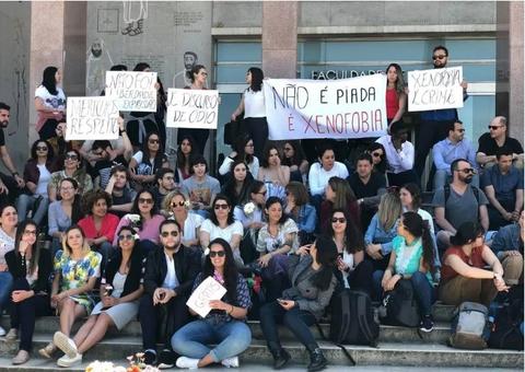 Contra xenofobia, estudantes brasileiros em Portugal distribuem flores e poesias