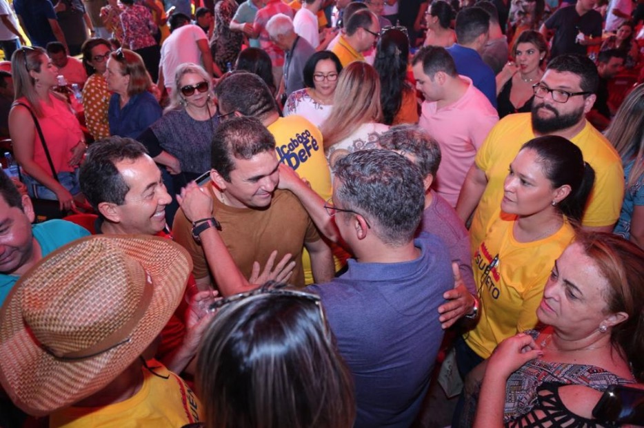 Josué Neto mostra liderança e força política ao reunir caciques em aniversário 